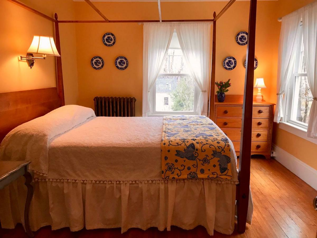 The Belmont Inn Камдън Екстериор снимка