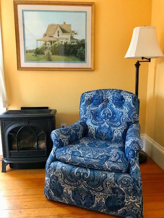 The Belmont Inn Камдън Екстериор снимка